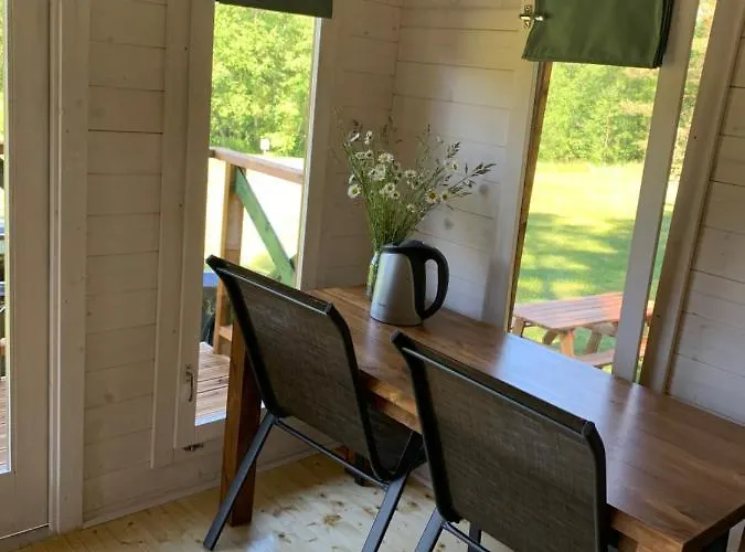 Orupohja Kaempingud Ja Telkimisala Campingplads Põlva