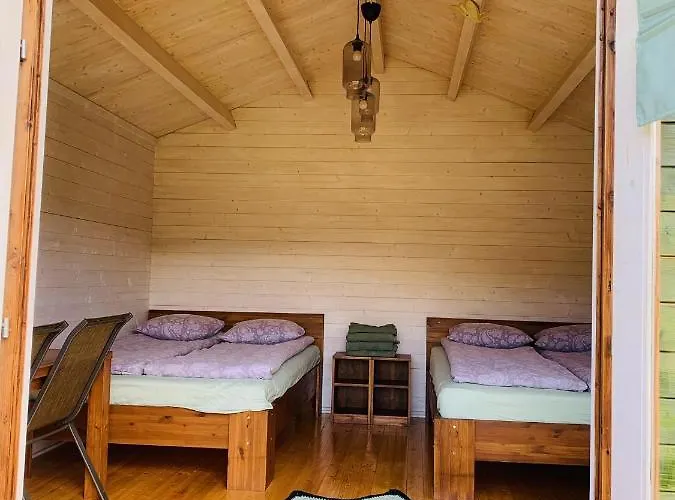 Orupohja Kaempingud Ja Telkimisala Campingplads Põlva