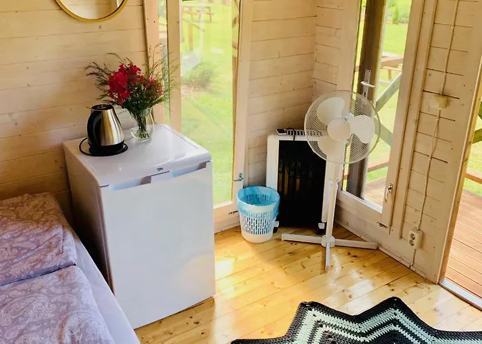 Orupohja Kaempingud Ja Telkimisala